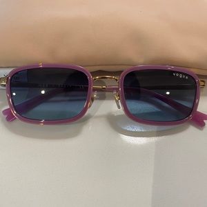 VOGUE EYEWEAR SUNGLASSES